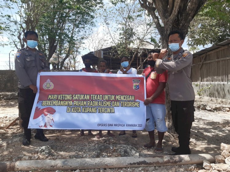 Cegah Paham Radikalisme, Satbinmas Polres Kupang Kota Laksanakan Binluh Masyarakat Kota Kupang