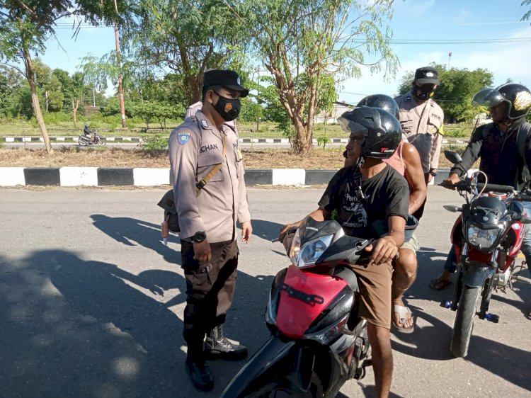 Tak Pakai Masker, Personel Polsek Maulafa Tegur Serta Himbau Pengendara yang Tidak Menaati Protokol Kesehatan