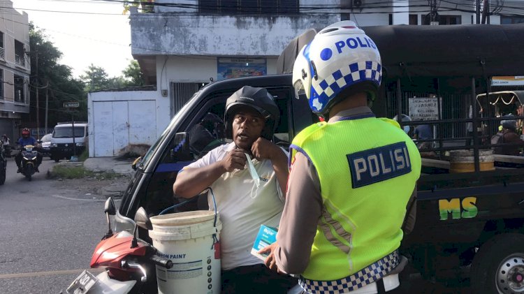 Satlantas Polres Kupang Kota imbau Pengendara Tetap Jaga Kamseltibcar Dalam Berkendara Serta Taat Prokes