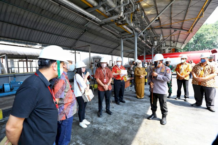 Jelang Ramadan, Kapolri Instruksikan Kapolda Cek Setiap Hari Ketersediaan Minyak Goreng di Pasar