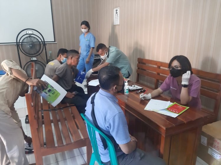 Peduli Kesehatan Personel, Polresta Kupang Kota Laksanakan Pemeriksaan Kesehatan Berkala (Rikkesla)