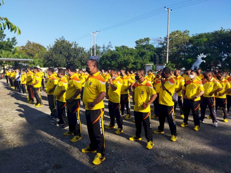 Jaga Kebugaran Tubuh, Personel Polresta Kupang Kota Laksanakan Olahraga Bersama