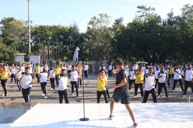 Tingkatkan Kemampuan Personil, Polresta Kupang Kota Gelar Latihan Beladiri Polri