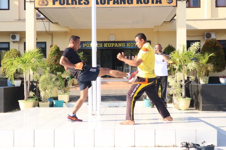 Tingkatkan Kemampuan Personil, Polresta Kupang Kota Gelar Latihan Beladiri Polri