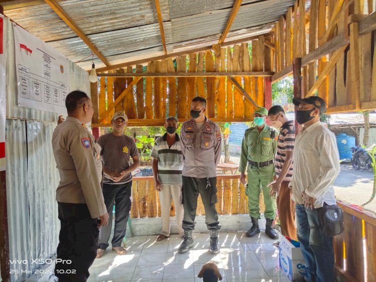 Meningkatkan Keamanan, Sat Binmas Polresta Kupang Kota Laksanakan Sambang Cek Pos Kamling Serta Penyuluhan Petugas Pos