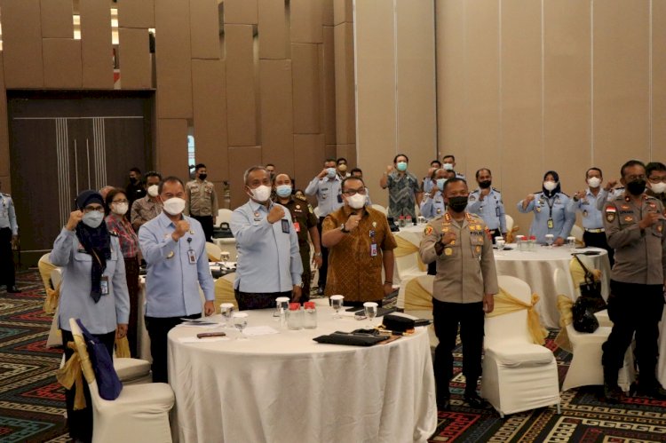 Kapolresta Kupang Kota Hadiri Rapat koordinasi dan sosialisasi surat keputusan bersama, tentang penerapan keadilan Restoratif dan alternatif Pemindanaan Bagi pelaku Dewasa.