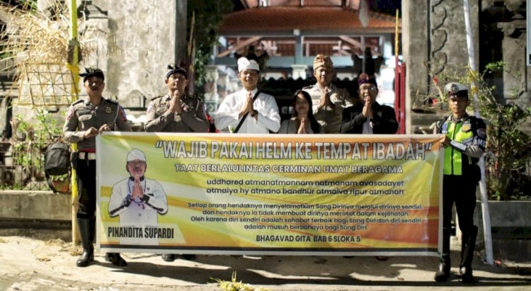 SATUAN LALU LINTAS POLRESTA KUPANG KOTA MELAKSANAKAN  HIMBAUAN TERTIB BERLALULINTAS DI TEMPAT IBADAH