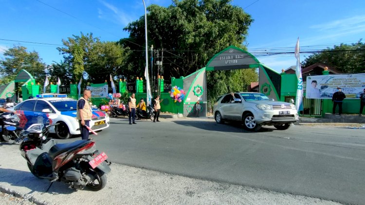 POLRESTA KUPANG KOTA KAWAL KEBERANGKATAN CALON JAMAAH HAJI
