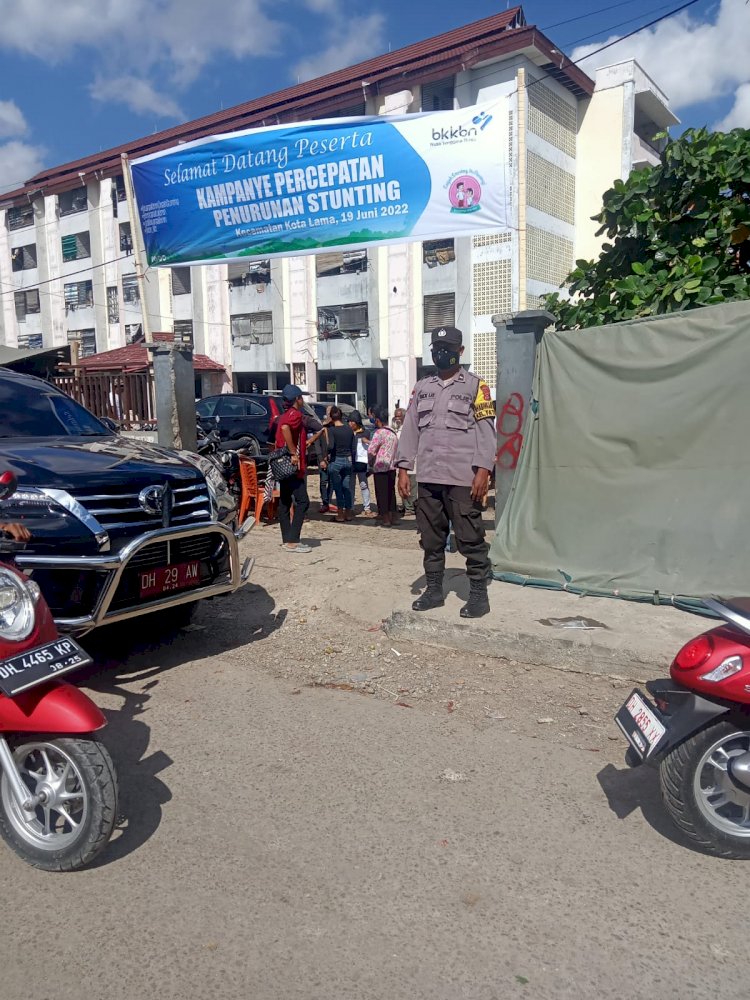 BHABINKAMTIBMAS FATUBESI LAKSANAKAN PENGAMANAN KAMPANYE KESEHATAN