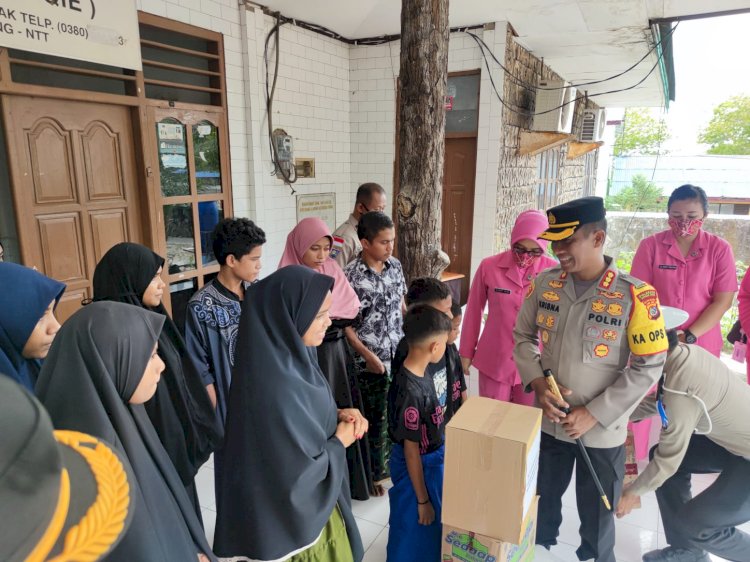 JELANG HARI BHAYANGKARA, POLRESTA KUPANG KOTA LAKUKAN ANJANGSANA KE BEBERAPA TEMPAT