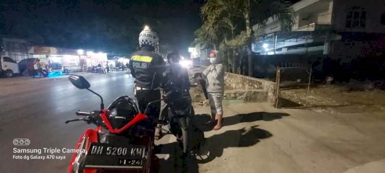 Kegiatan Penindakan Pelanggaran Kasat Mata Kendaraan Knalpot Racing di Seputaran Pos Polisi Bundaran Oesapa.