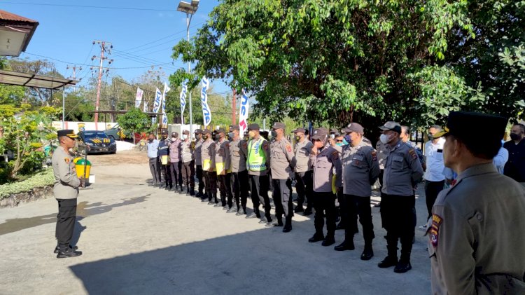 Kapolresta Kupang Kota Pimpin Apel Pagi di Polsek Maulafa