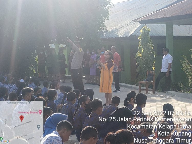 Cegah Penyalahgunaan  Penggunaan Medsos, Bhabinkamtibmas Kelurahan Kelapa Lima Berikan Sosialisasi