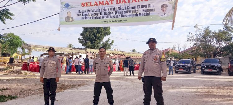 Bhabinkamtibmas Polsek Maulafa Pantau Kegiatan Peletakan Batu Pertama