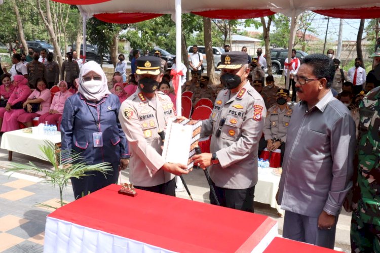 Kapolda NTT Melakukan pengukuhan Polres Kupang Kota menjadi Polresta Kupang Kota.