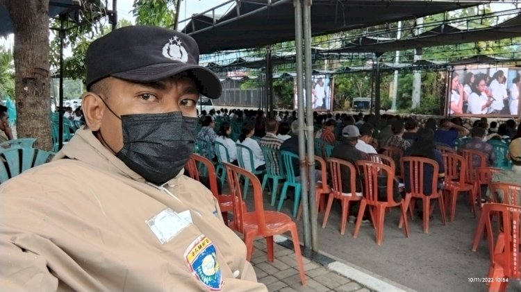 Bhabinkamtibmas Naikolan Melayat dan Laksanakan Pengamanan Ibadah Penguburan Warga .