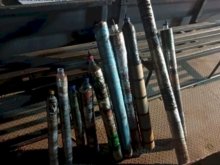 Respon Cepat Terhadap Aduan Masyarakat, Polresta Kupang Kota Amankan Puluhan Mariam Botol Plastik Yang Mengganggu