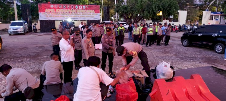 Polresta Kupang Kota Sita Ratusan Produk Kadaluwarsa, Dalam Pelaksanaan Operasi Pekat Turangga 2022