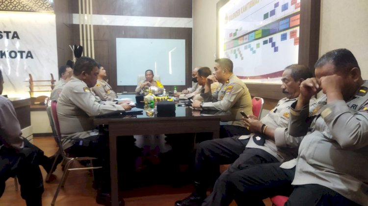 Kapolresta Kupang Kota Pimpin Rapat Anev Dan Petakan Kegiatan Di Tahun 2023
