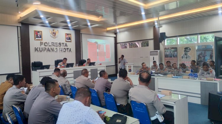 Evaluasi Kinerja Jajarannya, Kapolresta Kupang Kota Pimpin Anev Bulanan
