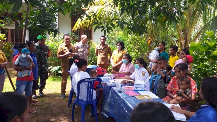 Ikut Andil Cegah Stunting, Bhabinkamtibmas Polsek Alak Polresta Kupang kota Monitor Pelayanan Posyandu