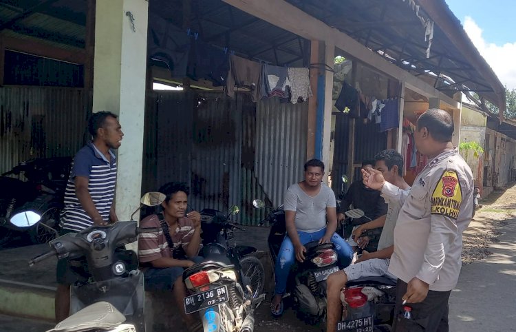 Sambang Pangkalan Ojek, Bhabinkamtibmas Sampaikan Himbauan Kamtibmas