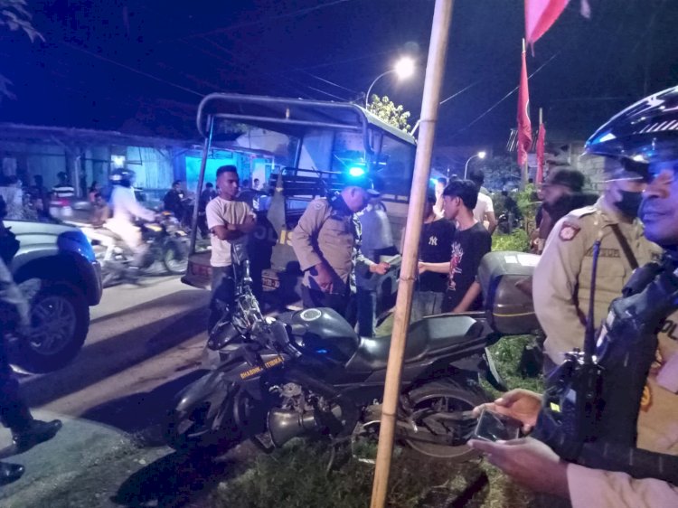Personel Polresta Kupang Kota Bersama Polsek Maulafa Berikan Himbauan Hingga Bubarkan Pesta Valentine Day.