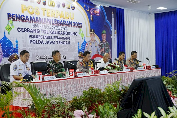 Tinjau Mudik di Jateng, Kapolri Instruksikan Mantapkan Sosialisasi Rekayasa Lalin dan Pengaturan Rest Area