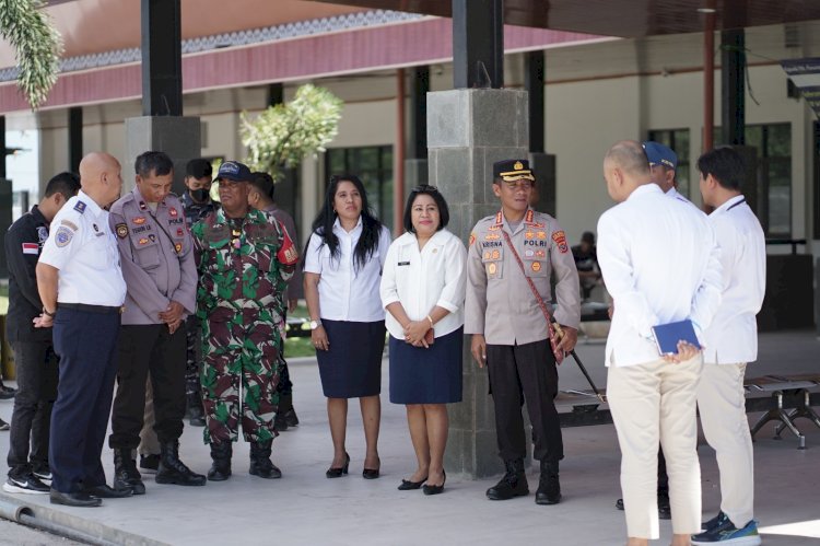 Kapolresta Kupang Kota Merespon Tanggapan Warga Pada Jumat Curhat, Lakukan Rapat Bersama Instansi Terkait di Kawasan Pelabuhan Tenau.