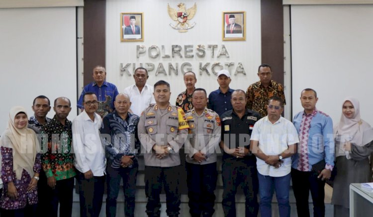 Tingkatkan Kualitas Pelayanan Publik, Satintelkam Polresta Kupang Kota Gandeng Para Tokoh dan Pakar Untuk Diskusi Bersama