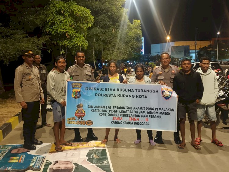 Satgas Operasi Bina Kusuma Turangga 2023 Berikan Himbauan Kamtibmas di Bundaran Tirosa.