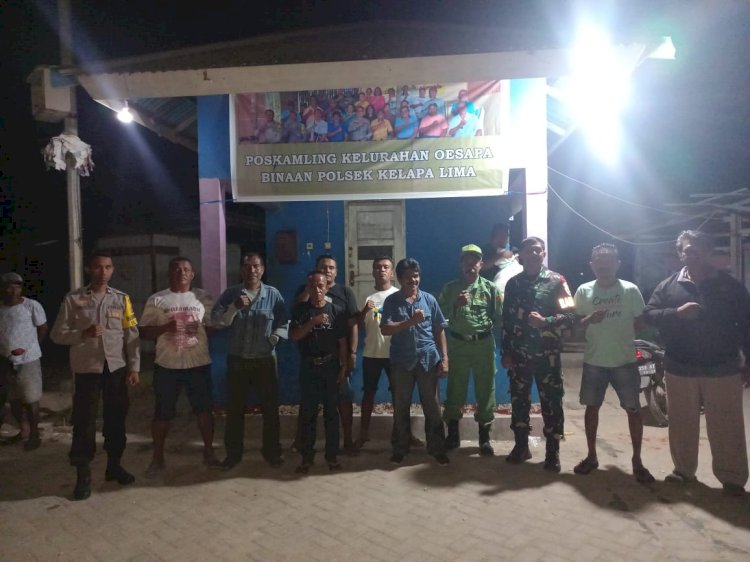 Bhabinkamtibmas Oesapa, Babinsa dan Perangkat Pos Kamling Laksanakan Patroli Bersama.