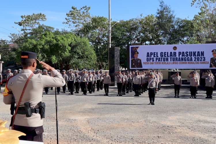 Kapolresta Kupang Kota Pimpin Apel Gelar Pasukan Operasi Patuh Turangga 2023 Polresta Kupang Kota