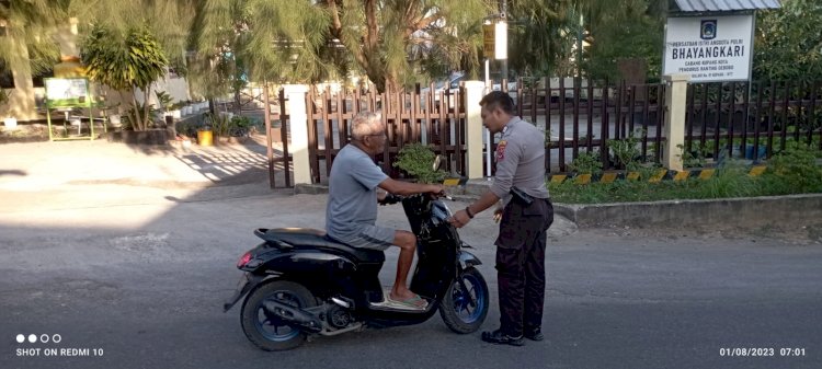 Ketertiban dan Keselamatan Menjadi Yang Utama, Personel Polsek Oebobo Laksanakan Gatur Lalin dan Tindak Pengendara Lakukan Pelanggaran