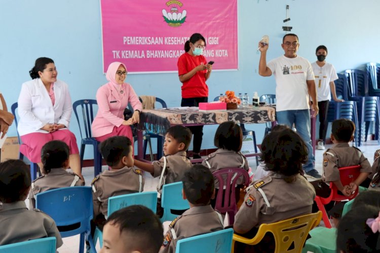 YKB Cabang Kota Kupang Kota Lakukan Pemeriksaan Kesehatan dan Gigi Bagi Murid TK Kemala Bhayangkari 01