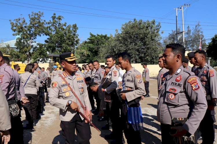 Penampilan Anggota diperiksa, Kapolresta Kupang Kota Berikan Tindakan Disiplin