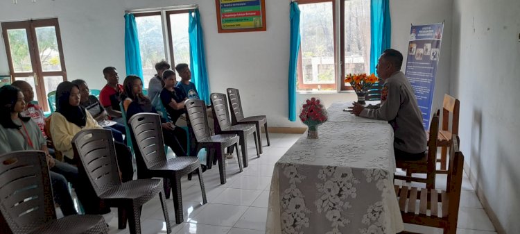 Gelar Jumat Curhat, Polsek Maulafa Terima Banyak Masukan Dari Warga Kelurahan Naimata.-