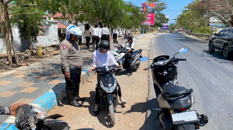 Hari Ke Tiga Pelaksanaan Operasi Zebra Turangga 2023, Sat Lantas Polresta Kupang Kota Laksanakan Penertiban Kendaraan Bermotor.