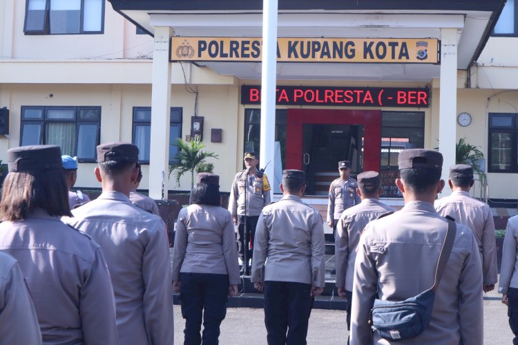 Apel pagi Polresta Kupang Kota, Kabagops Minta Personel Jalani Kewajiban Sebagai Pelayan Masyarakat Secara Profesional dan Bertanggungjawab