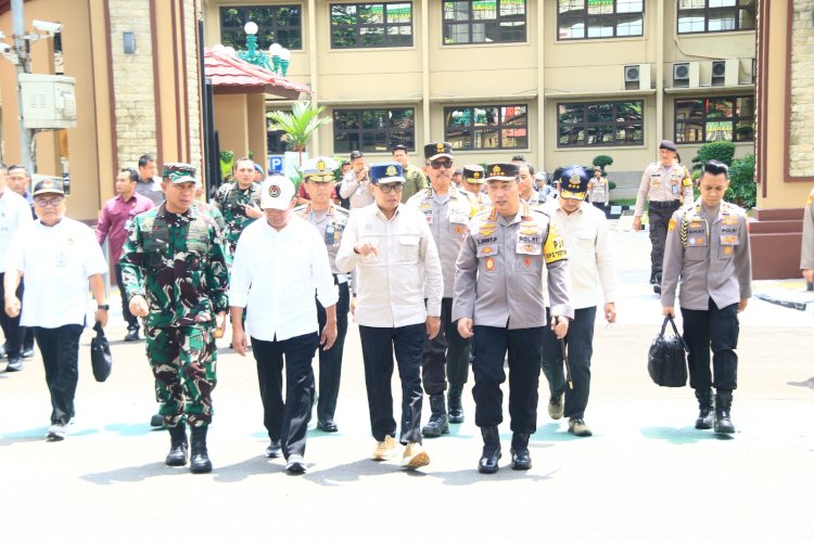 Pastikan Keamanan Arus Balik Lebaran, Kapolri Patroli Udara Jalur Tol