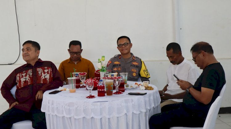 Kapolresta Kupang Kota Adakan Natal Bersama Anggotanya