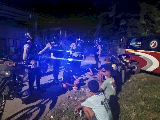 Respon Cepat Atas Aduan Warga, Samapta Polresta Kupang Kota Bubarkan Pesta Miras di Kelapa Lima.