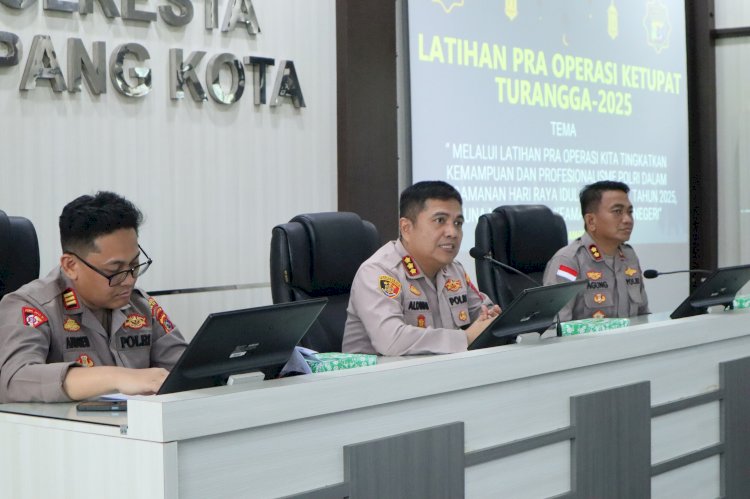 Kapolresta Kupang Kota Membuka Latihan Pra Operasi Ketupat Turangga 2025