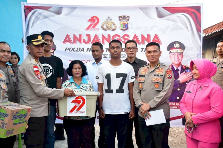 Anjangsana ke Anggota yang Sakit, Purnawirawan dan Warakawuri, Polda NTT Salurkan Bantuan Sosial Dalam Rangka HUT Bhayangkara ke-79