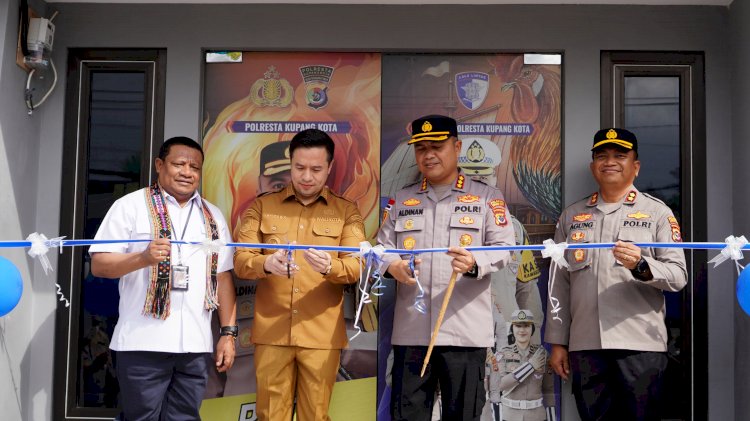 Kapolresta Kupang Kota dan Wali Kota Kupang Resmikan Pos Polisi 2000 SS di Bundaran Tirosa
