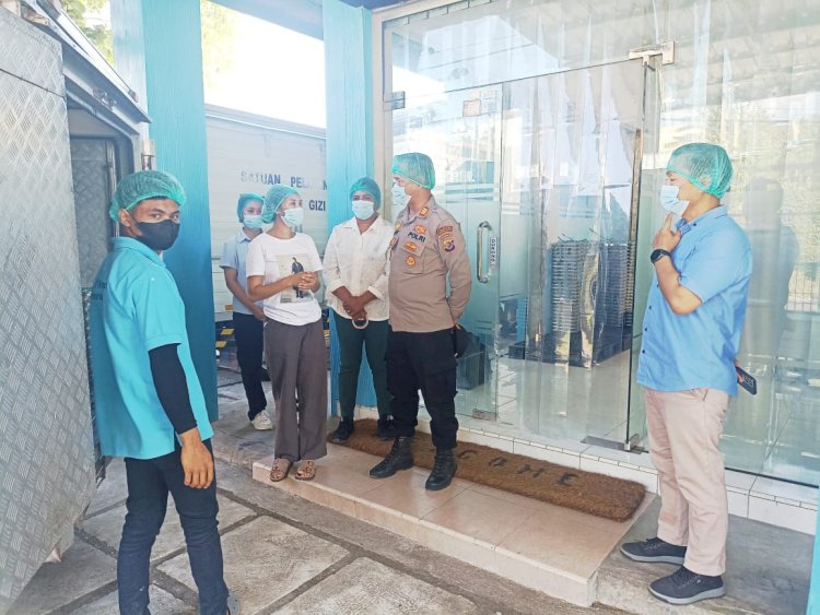 Kapolsek Maulafa Lakukan Monitoring ke Tiga Dapur MBG di Kecamatan Maulafa