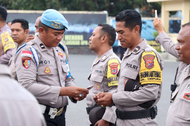 Sipropam Polresta Kupang Kota Gelar Pemeriksaan Sikap Tampang, Wujudkan Bhabinkamtibmas yang Humanis dan Berintegritas.