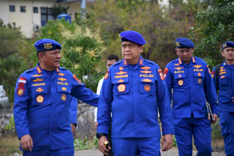 Kakorpolairud Tinjau Kesiapan Operasional Ditpolairud Polda NTT: Fokus pada Wilayah Perbatasan dan Penegakan Hukum Laut.