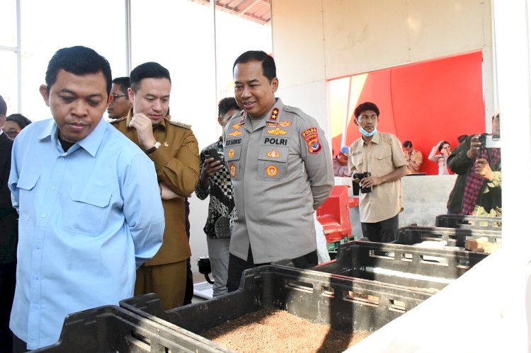 Inovasi Kapolda NTT Ubah Limbah Jadi Pakan dan Pupuk Organik