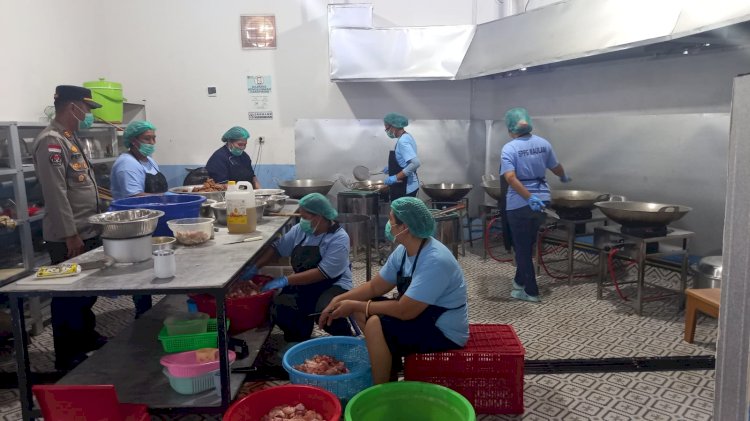 Kapolsek Maulafa Tinjau Dapur SPPG Maulafa 1, Tegaskan Pentingnya Kualitas dan Kebersihan Makanan.